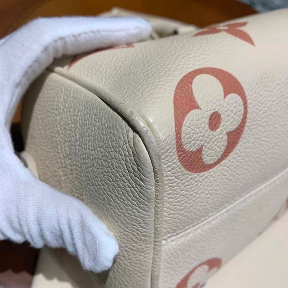 N16 Pre-Owned Louis Vuitton Speedy 20 Shoulder  Bag - Picture 11 of 16